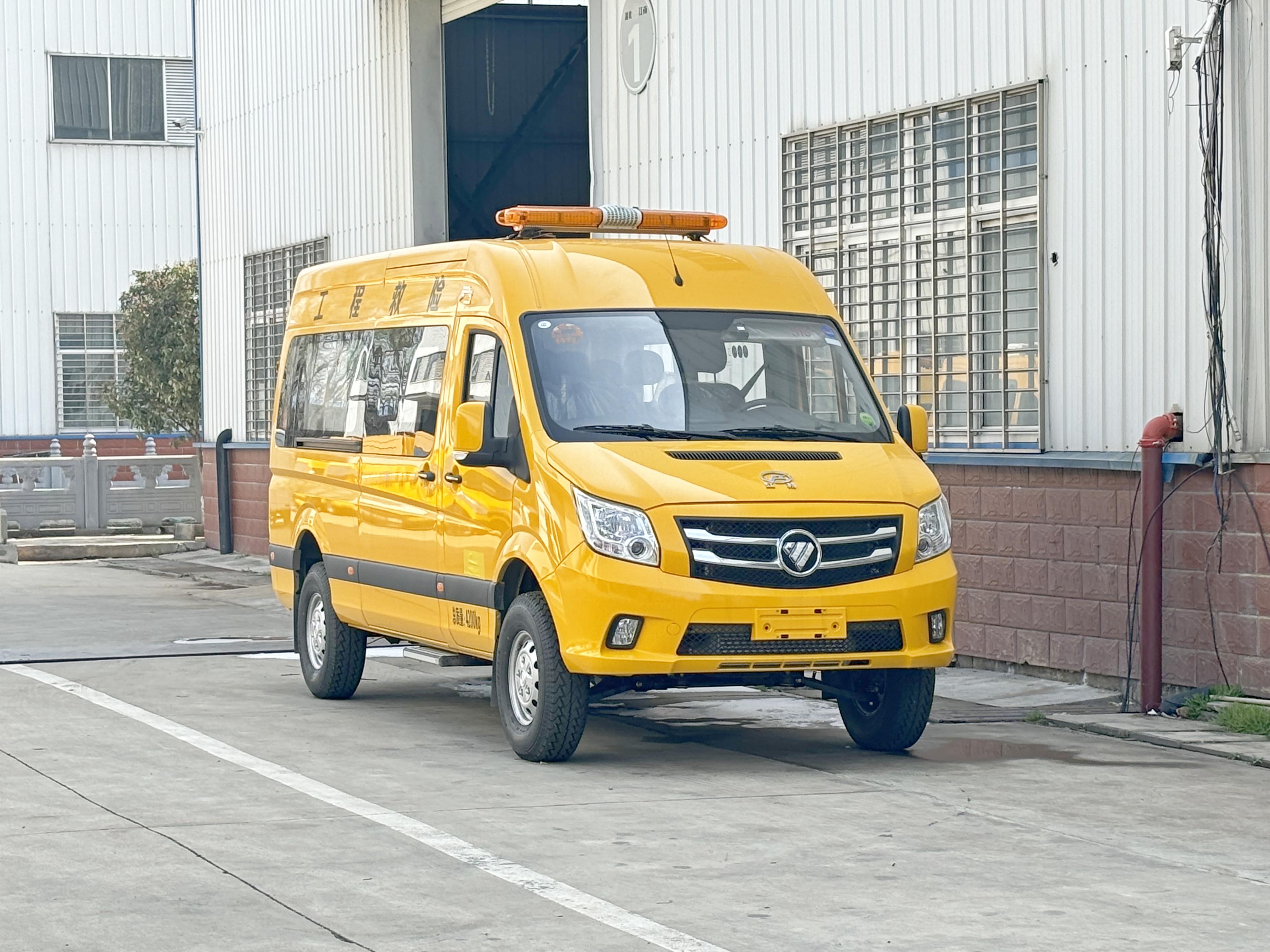 ���(y��ng)�����U܇