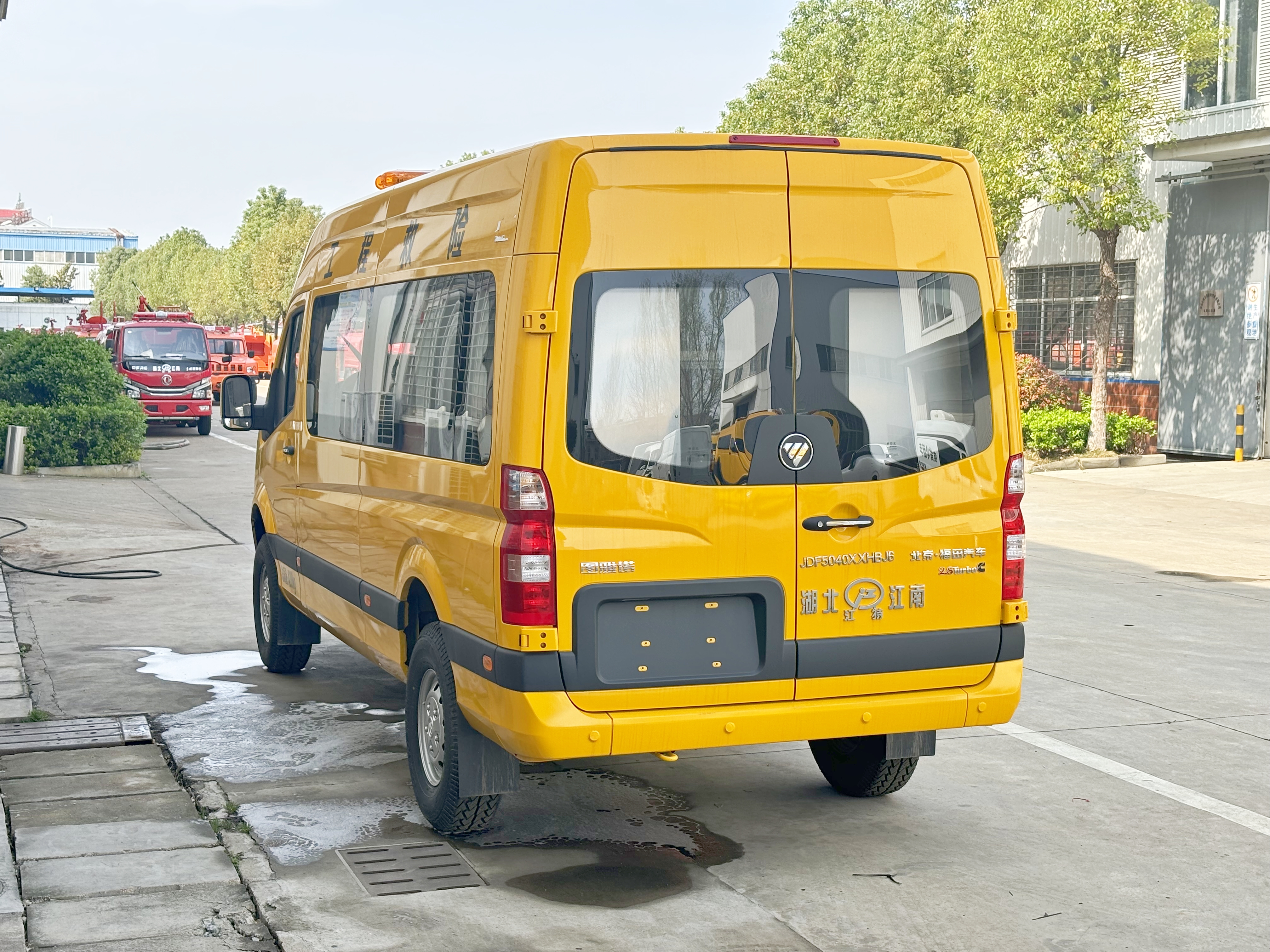 ���(y��ng)�����U܇